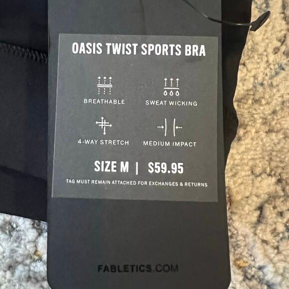 NWT Fabletics Oasis Twist Sport Bra Size Medium Black - Picture 3 of 8
